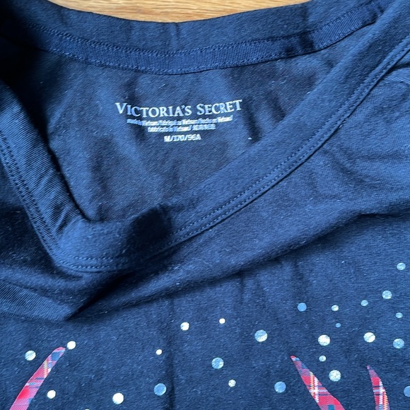 Victoria’s Secret reindeer long sleeve sleepshirt - size medium - Picture 3 of 5